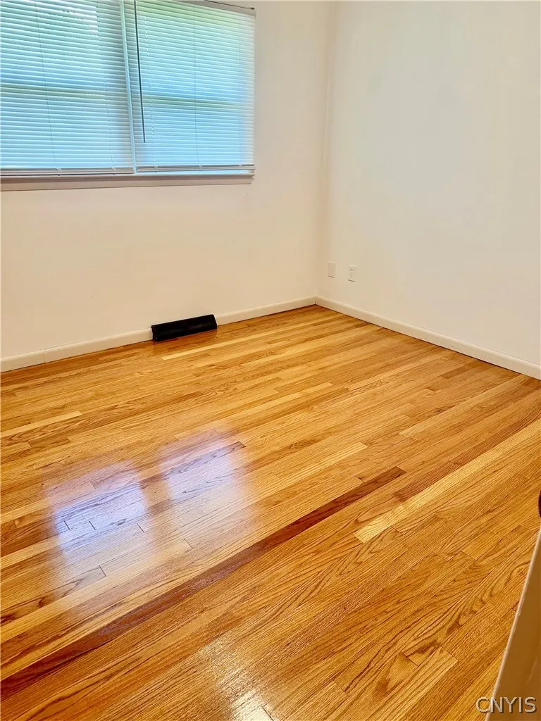 1210 Albany Street, Utica, New York 13501, Utica, New York 13501, 3 Bedroom Bedrooms, 8 Room Rooms,2 BathroomBathrooms,Residential,For Sale,1210 Albany Street, Utica, New York 13501,0,S1695147