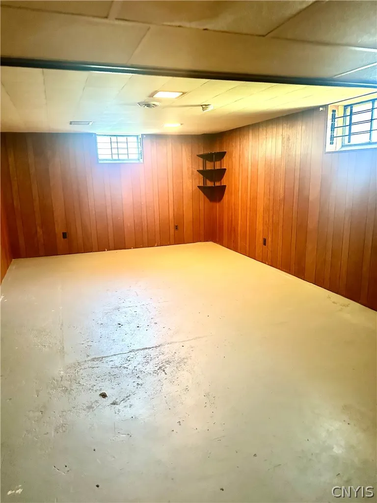 1210 Albany Street, Utica, New York 13501, Utica, New York 13501, 3 Bedroom Bedrooms, 8 Room Rooms,2 BathroomBathrooms,Residential,For Sale,1210 Albany Street, Utica, New York 13501,0,S1695147