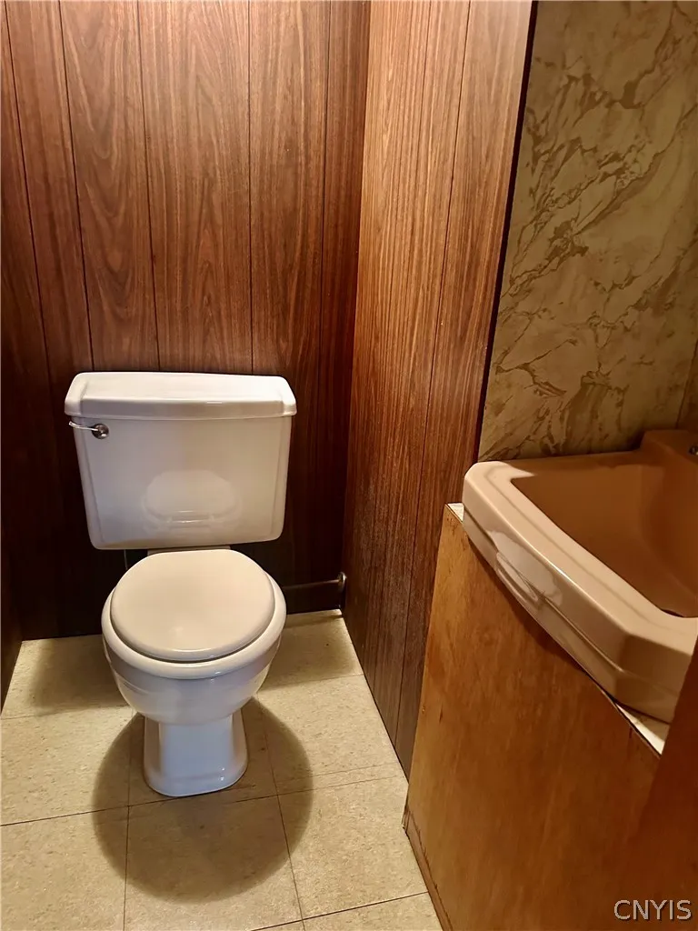 1210 Albany Street, Utica, New York 13501, Utica, New York 13501, 3 Bedroom Bedrooms, 8 Room Rooms,2 BathroomBathrooms,Residential,For Sale,1210 Albany Street, Utica, New York 13501,0,S1695147