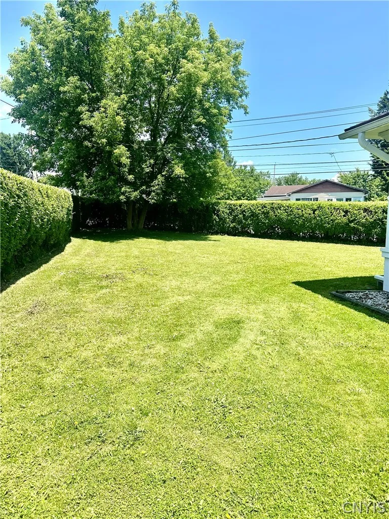 1210 Albany Street, Utica, New York 13501, Utica, New York 13501, 3 Bedroom Bedrooms, 8 Room Rooms,2 BathroomBathrooms,Residential,For Sale,1210 Albany Street, Utica, New York 13501,0,S1695147