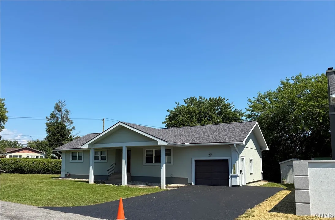 1210 Albany Street, Utica, New York 13501, Utica, New York 13501, 3 Bedroom Bedrooms, 8 Room Rooms,2 BathroomBathrooms,Residential,For Sale,1210 Albany Street, Utica, New York 13501,0,S1695147