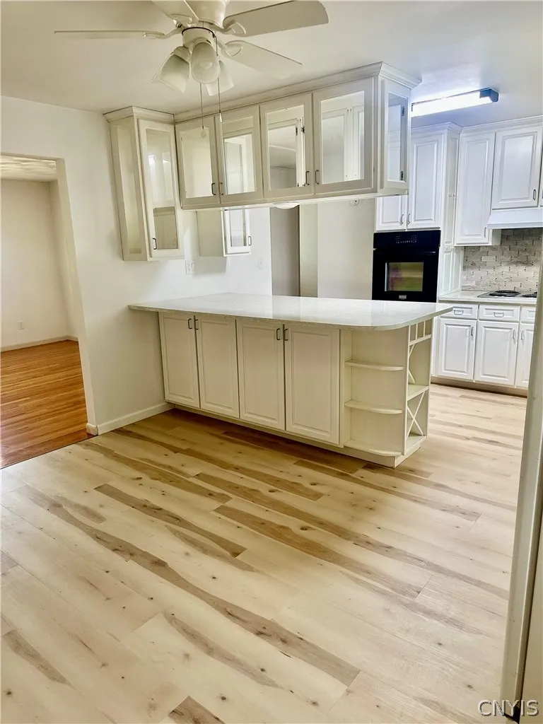 1210 Albany Street, Utica, New York 13501, Utica, New York 13501, 3 Bedroom Bedrooms, 8 Room Rooms,2 BathroomBathrooms,Residential,For Sale,1210 Albany Street, Utica, New York 13501,0,S1695147