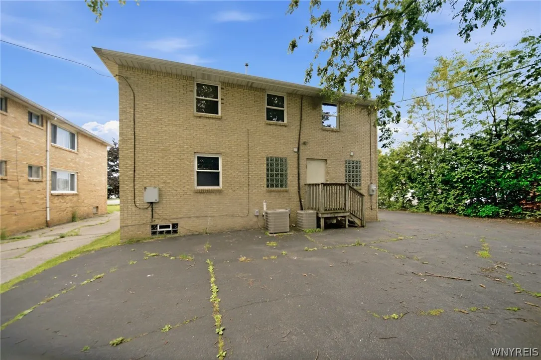 2533 Sheridan Drive, Tonawanda, New York 14150, Tonawanda, New York 14150, ,Commercial Sale,For Sale,2533 Sheridan Drive, Tonawanda, New York 14150,0,B1695117