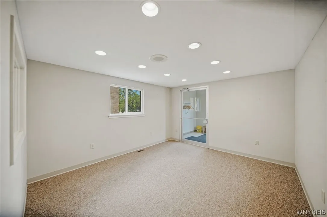 2533 Sheridan Drive, Tonawanda, New York 14150, Tonawanda, New York 14150, ,Commercial Sale,For Sale,2533 Sheridan Drive, Tonawanda, New York 14150,0,B1695117