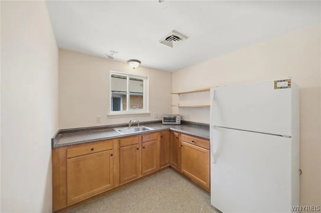 2533 Sheridan Drive, Tonawanda, New York 14150, Tonawanda, New York 14150, ,Commercial Sale,For Sale,2533 Sheridan Drive, Tonawanda, New York 14150,0,B1695117
