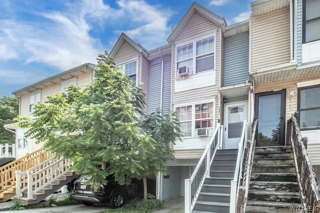 345 Connecticut Street, Buffalo, New York 14213, Buffalo, New York 14213, 2 Bedrooms Bedrooms, 5 Rooms Rooms,1 BathroomBathrooms,Residential,For Sale,345 Connecticut Street, Buffalo, New York 14213,0,B1695181