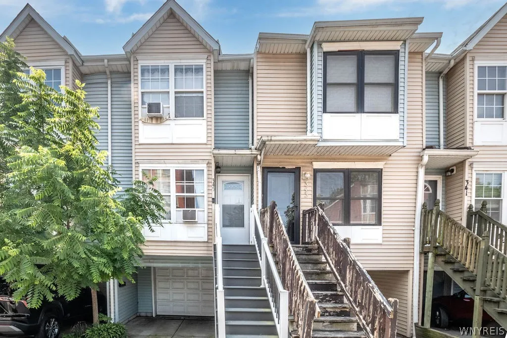345 Connecticut Street, Buffalo, New York 14213, Buffalo, New York 14213, 2 Bedrooms Bedrooms, 5 Rooms Rooms,1 BathroomBathrooms,Residential,For Sale,345 Connecticut Street, Buffalo, New York 14213,0,B1695181