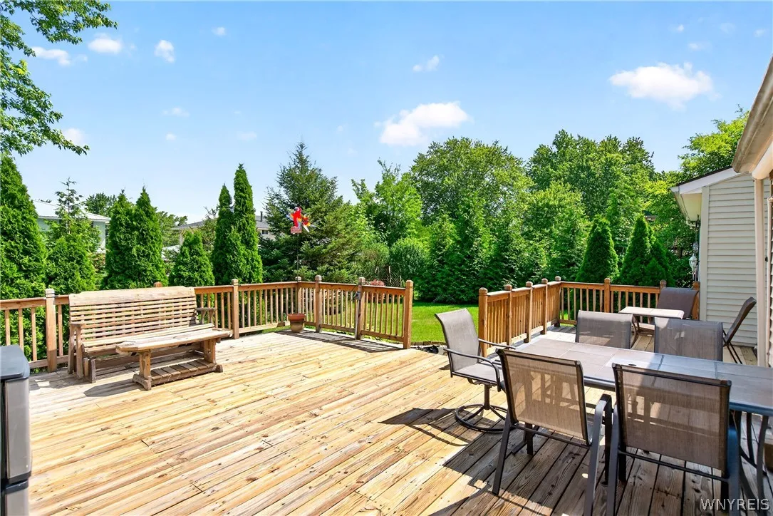 3940 Harvard Street, Hamburg, New York 14075, Hamburg, New York 14075, 3 Bedrooms Bedrooms, 5 Rooms Rooms,2 BathroomsBathrooms,Residential,For Sale,3940 Harvard Street, Hamburg, New York 14075,0,B1695009