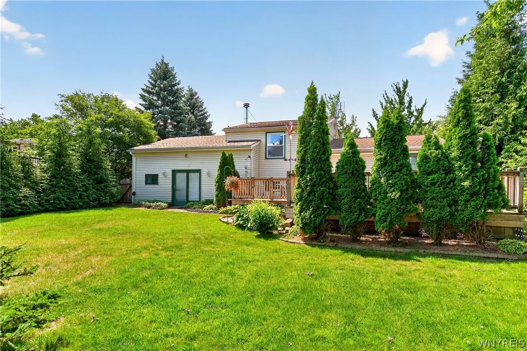 3940 Harvard Street, Hamburg, New York 14075, Hamburg, New York 14075, 3 Bedrooms Bedrooms, 5 Rooms Rooms,2 BathroomsBathrooms,Residential,For Sale,3940 Harvard Street, Hamburg, New York 14075,0,B1695009
