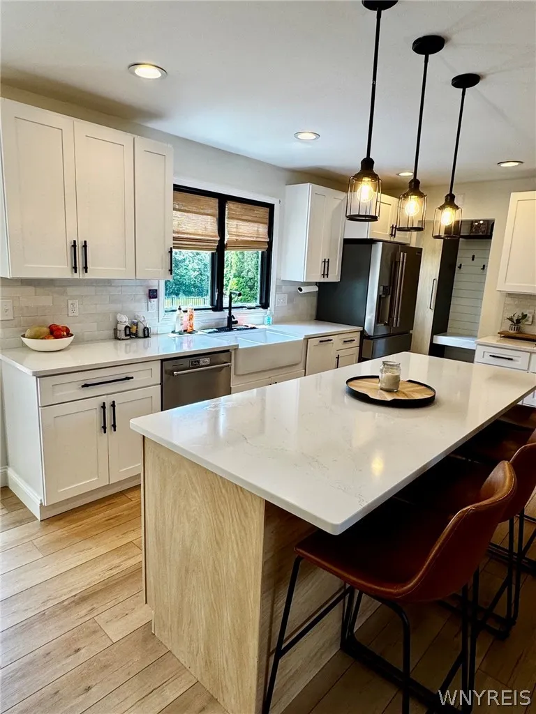 3366 Brookfield Lane, Hamburg, New York 14075, Hamburg, New York 14075, 4 Bedrooms Bedrooms, 8 Rooms Rooms,3 BathroomsBathrooms,Residential,For Sale,3366 Brookfield Lane, Hamburg, New York 14075,0,B1694789