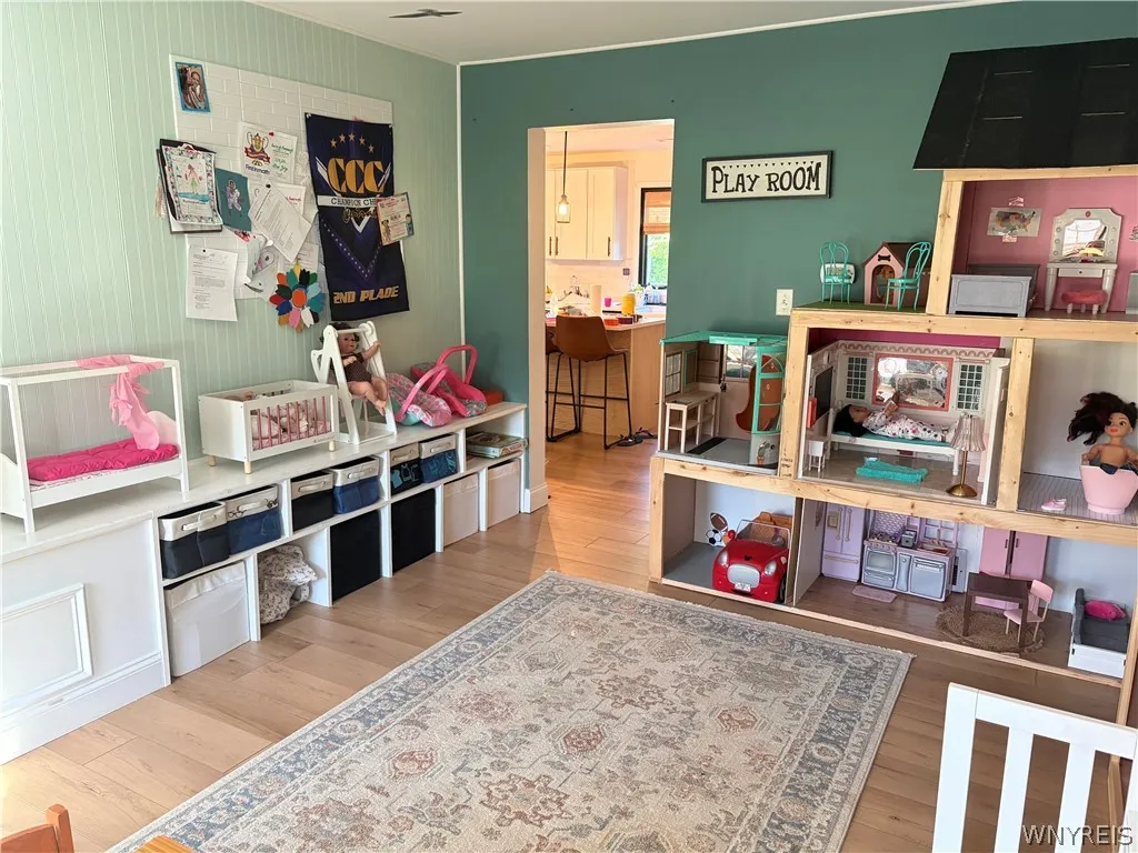 3366 Brookfield Lane, Hamburg, New York 14075, Hamburg, New York 14075, 4 Bedrooms Bedrooms, 8 Rooms Rooms,3 BathroomsBathrooms,Residential,For Sale,3366 Brookfield Lane, Hamburg, New York 14075,0,B1694789