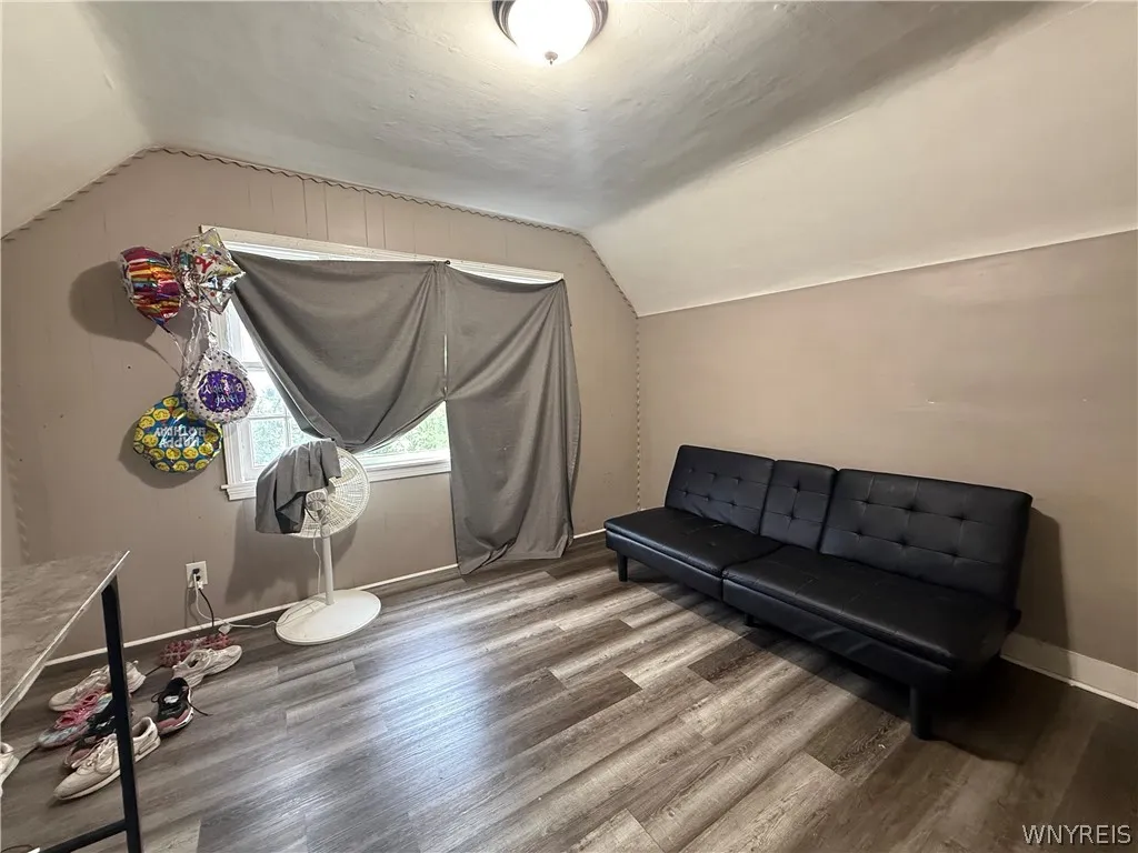 70 Wex Avenue, Buffalo, New York 14211, Buffalo, New York 14211, 4 Bedrooms Bedrooms, ,2 BathroomsBathrooms,Residential,For Sale,70 Wex Avenue, Buffalo, New York 14211,0,B1687710