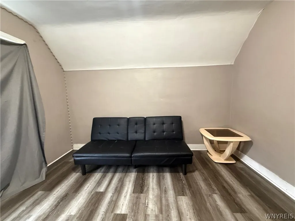 70 Wex Avenue, Buffalo, New York 14211, Buffalo, New York 14211, 4 Bedrooms Bedrooms, ,2 BathroomsBathrooms,Residential,For Sale,70 Wex Avenue, Buffalo, New York 14211,0,B1687710