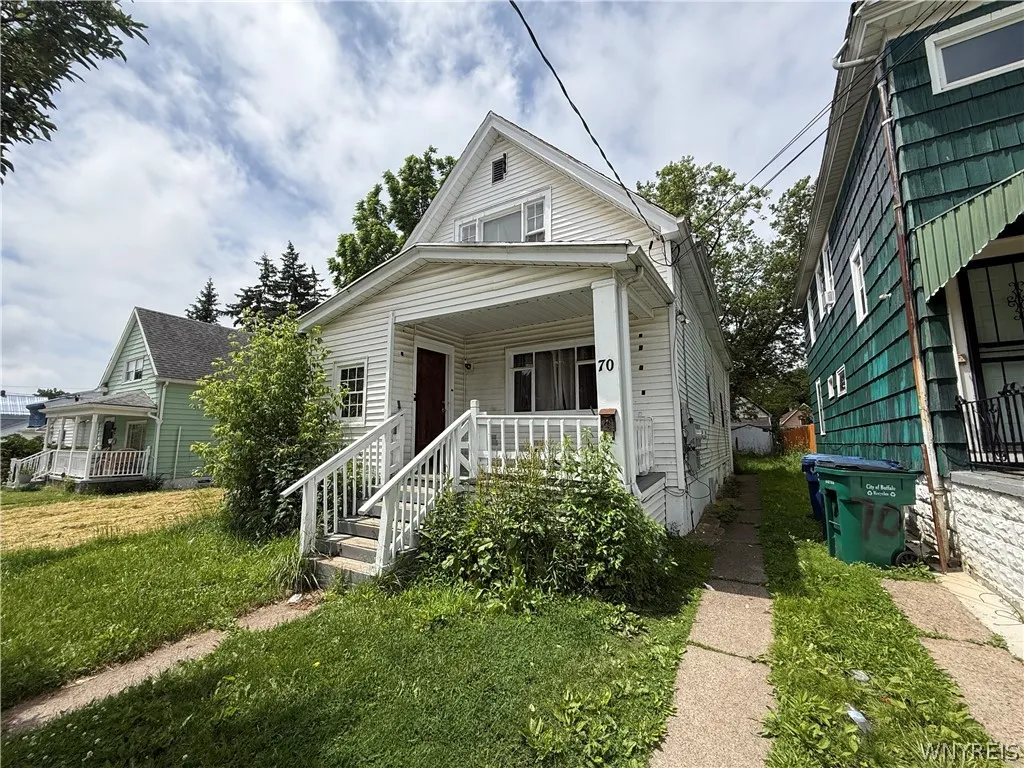70 Wex Avenue, Buffalo, New York 14211, Buffalo, New York 14211, 4 Bedrooms Bedrooms, ,2 BathroomsBathrooms,Residential,For Sale,70 Wex Avenue, Buffalo, New York 14211,0,B1687710