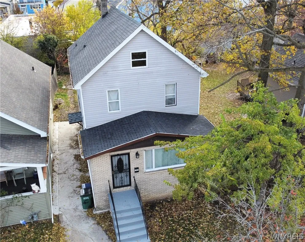 141 Westminster Avenue, Buffalo, New York 14215, Buffalo, New York 14215, 4 Bedrooms Bedrooms, 7 Rooms Rooms,1 BathroomBathrooms,Residential,For Sale,141 Westminster Avenue, Buffalo, New York 14215,0,B1695336