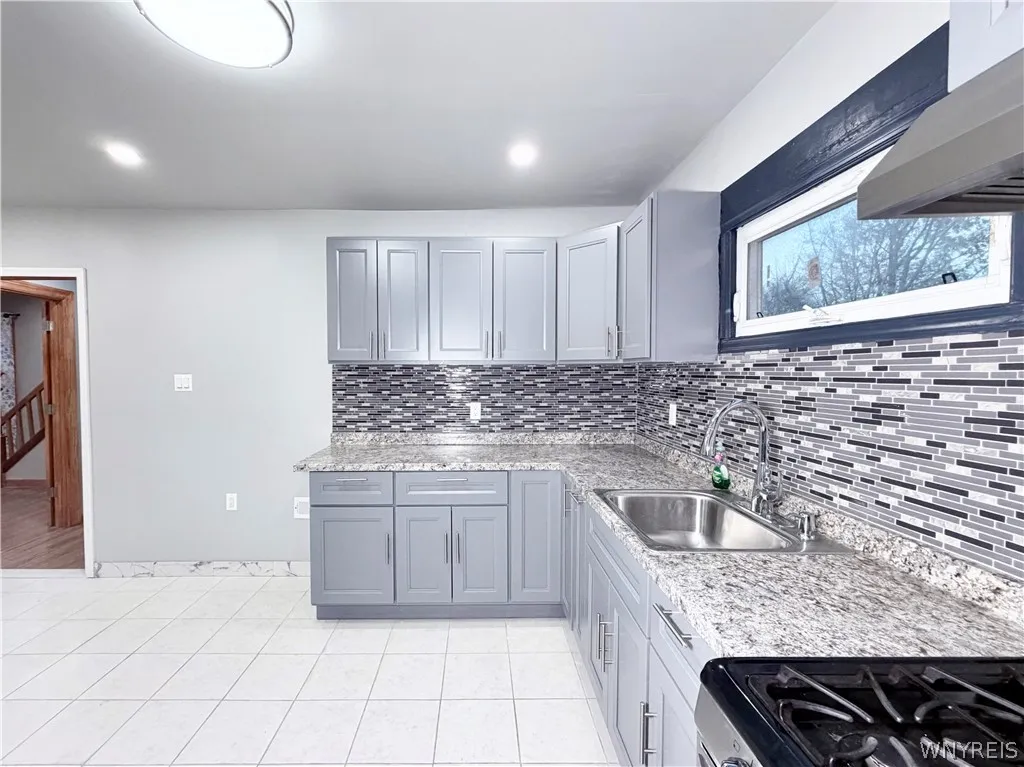 141 Westminster Avenue, Buffalo, New York 14215, Buffalo, New York 14215, 4 Bedrooms Bedrooms, 7 Rooms Rooms,1 BathroomBathrooms,Residential,For Sale,141 Westminster Avenue, Buffalo, New York 14215,0,B1695336