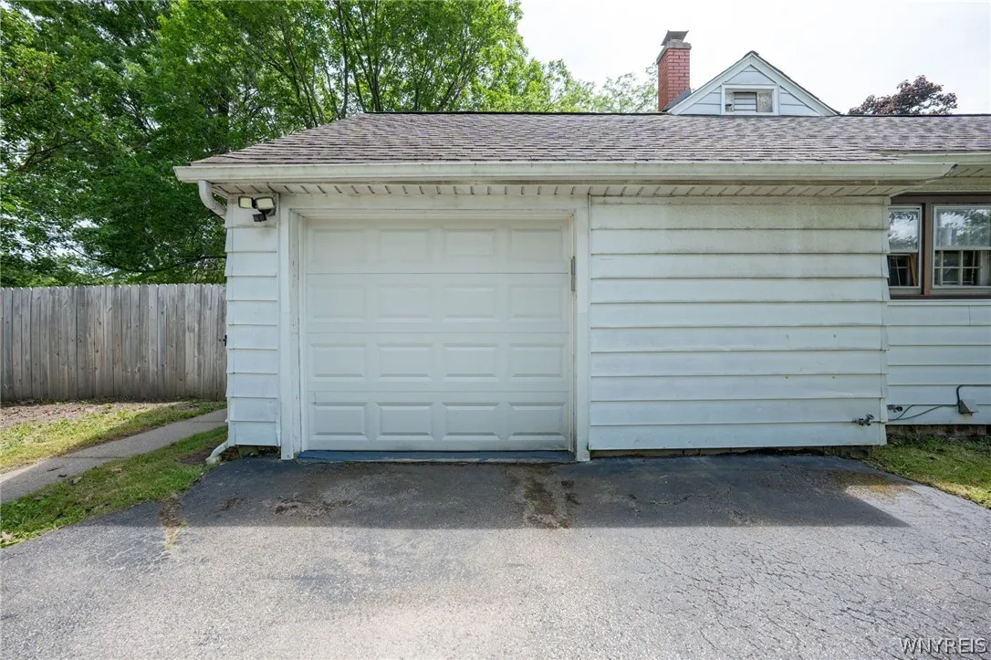 260 South Forest Road, Amherst, New York 14221, Amherst, New York 14221, 4 Bedrooms Bedrooms, 14 Rooms Rooms,3 BathroomsBathrooms,Residential,For Sale,260 South Forest Road, Amherst, New York 14221,0,B1695344
