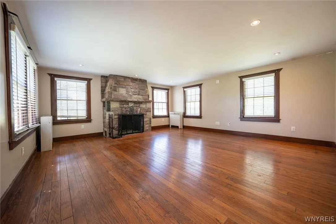 260 South Forest Road, Amherst, New York 14221, Amherst, New York 14221, 4 Bedrooms Bedrooms, 14 Rooms Rooms,3 BathroomsBathrooms,Residential,For Sale,260 South Forest Road, Amherst, New York 14221,0,B1695344