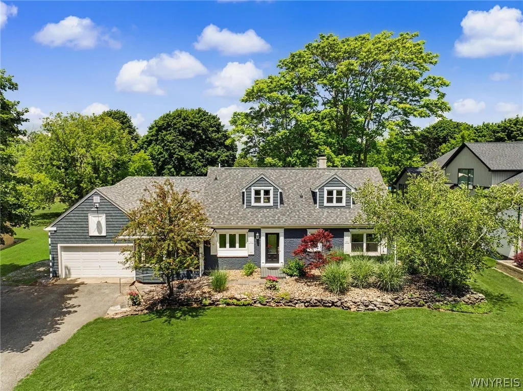 8150 Sheridan Drive, Clarence, New York 14221, Clarence, New York 14221, 3 Bedrooms Bedrooms, 14 Rooms Rooms,3 BathroomsBathrooms,Residential,For Sale,8150 Sheridan Drive, Clarence, New York 14221,0,B1694453