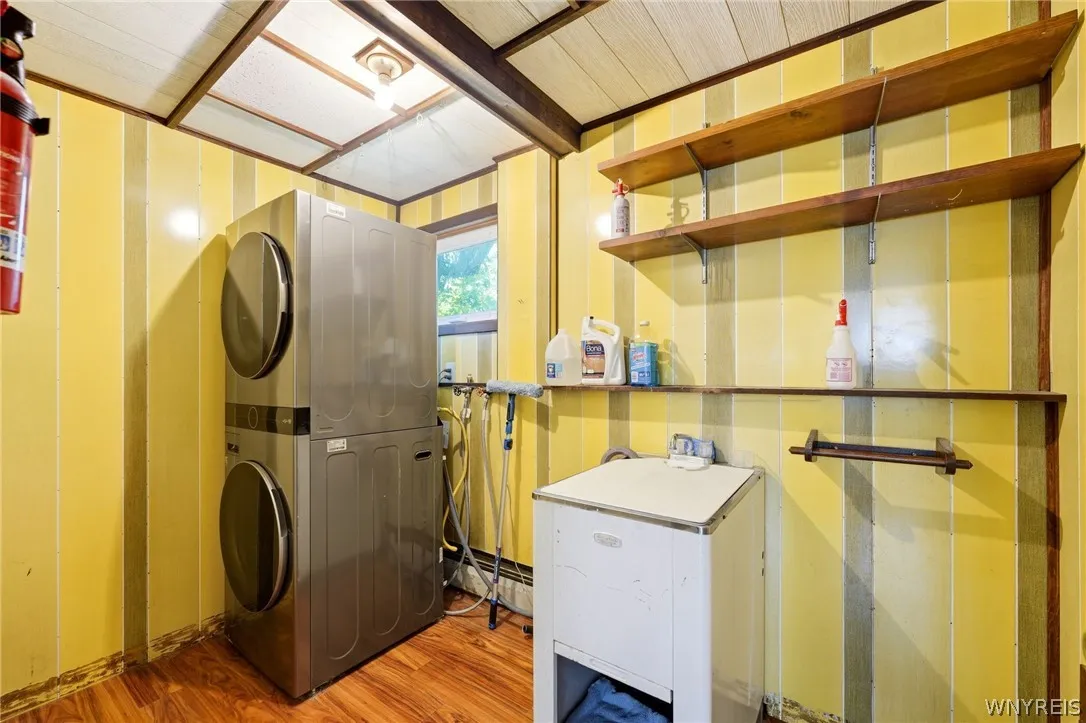 10 Cottonwood Drive, Amherst, New York 14221, Amherst, New York 14221, 3 Bedroom Bedrooms, 7 Room Rooms,1 BathroomBathrooms,Residential,For Sale,10 Cottonwood Drive, Amherst, New York 14221,0,B1695004