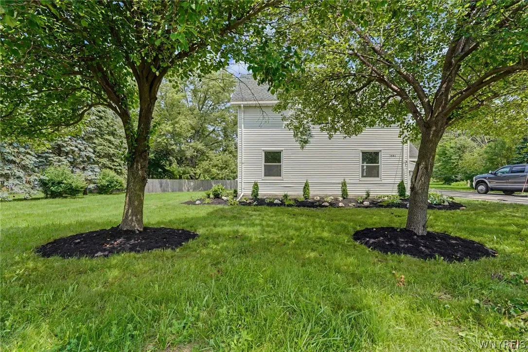 7881 Seneca Street, Elma, New York 14052, Elma, New York 14052, 4 Bedroom Bedrooms, 7 Room Rooms,1 BathroomBathrooms,Residential,For Sale,7881 Seneca Street, Elma, New York 14052,0,B1692208