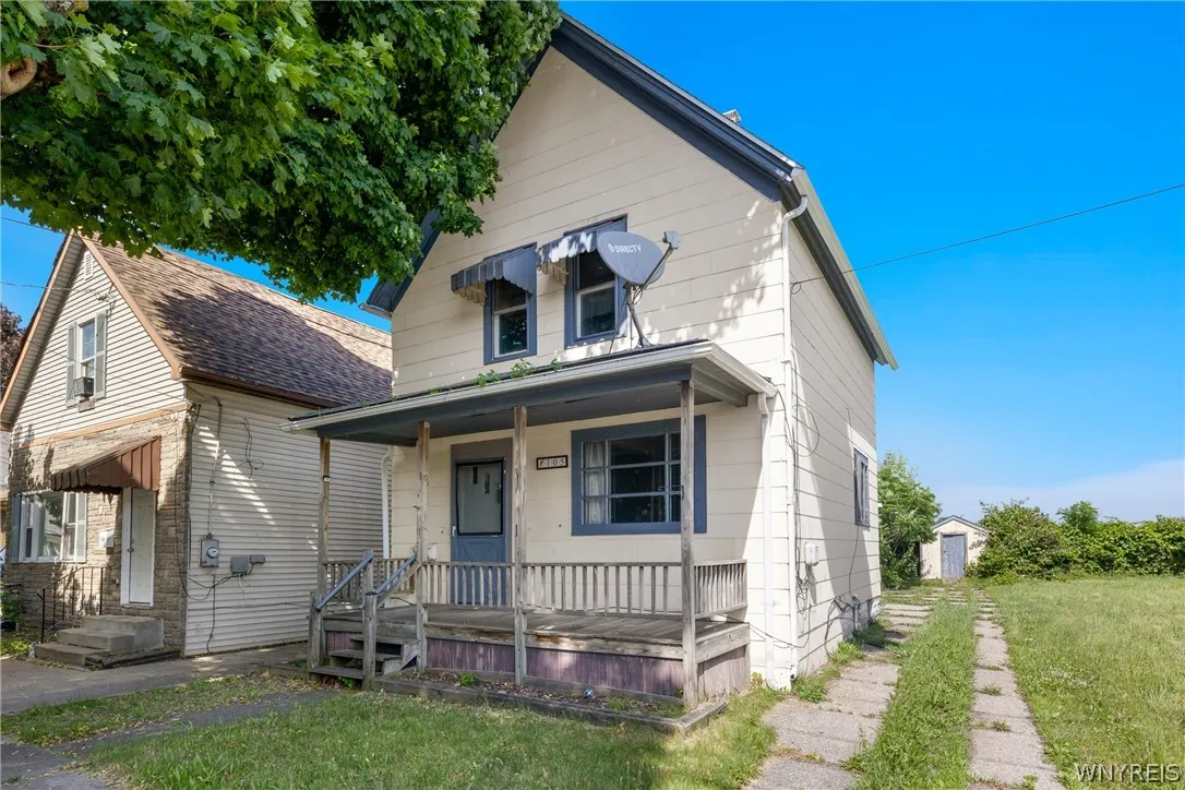 105 Kelburn Street, Buffalo, New York 14206, Buffalo, New York 14206, 6 Bedrooms Bedrooms, 7 Rooms Rooms,1 BathroomBathrooms,Residential,For Sale,105 Kelburn Street, Buffalo, New York 14206,0,B1695557