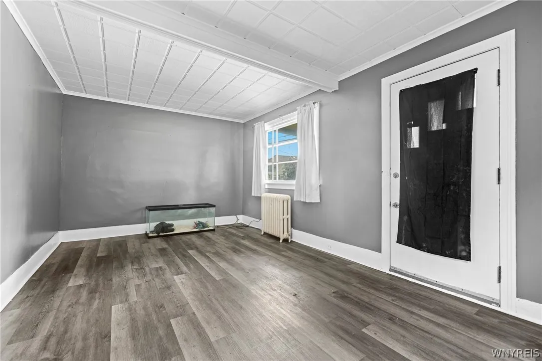 105 Kelburn Street, Buffalo, New York 14206, Buffalo, New York 14206, 6 Bedrooms Bedrooms, 7 Rooms Rooms,1 BathroomBathrooms,Residential,For Sale,105 Kelburn Street, Buffalo, New York 14206,0,B1695557