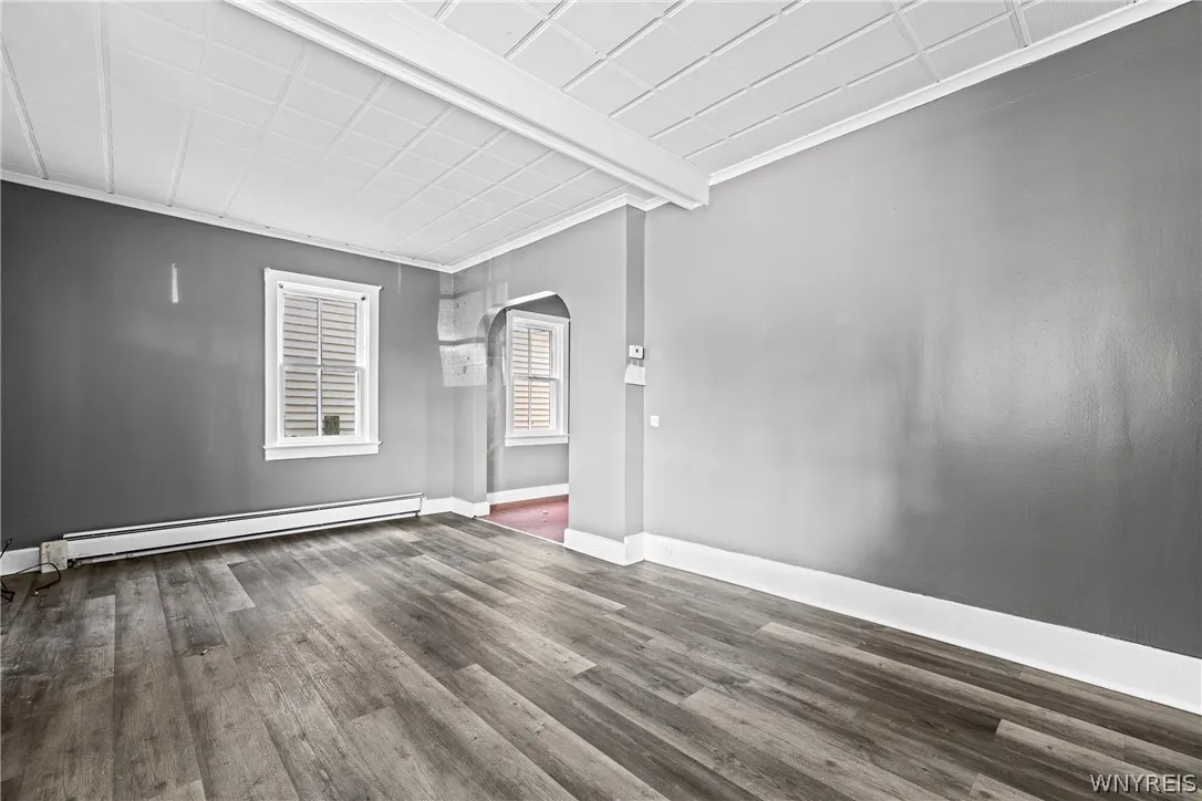 105 Kelburn Street, Buffalo, New York 14206, Buffalo, New York 14206, 6 Bedrooms Bedrooms, 7 Rooms Rooms,1 BathroomBathrooms,Residential,For Sale,105 Kelburn Street, Buffalo, New York 14206,0,B1695557