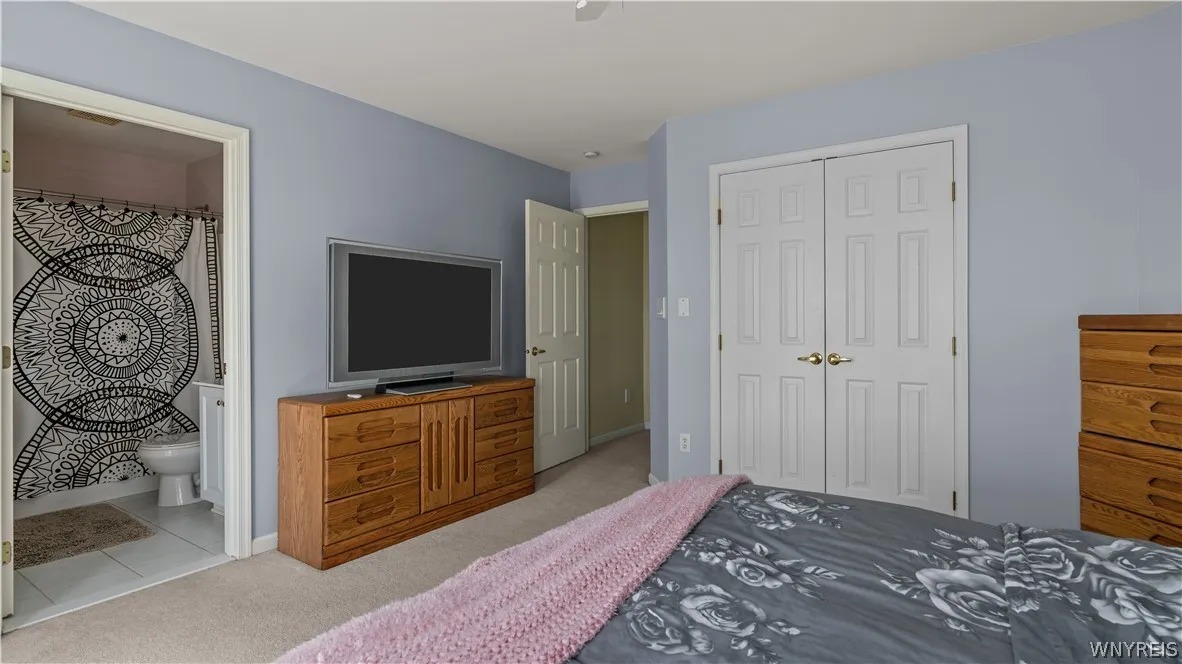 6225 Country Walk Court, Clarence, New York 14032, Clarence, New York 14032, 4 Bedrooms Bedrooms, 10 Rooms Rooms,4 BathroomsBathrooms,Residential,For Sale,6225 Country Walk Court, Clarence, New York 14032,0,B1695422