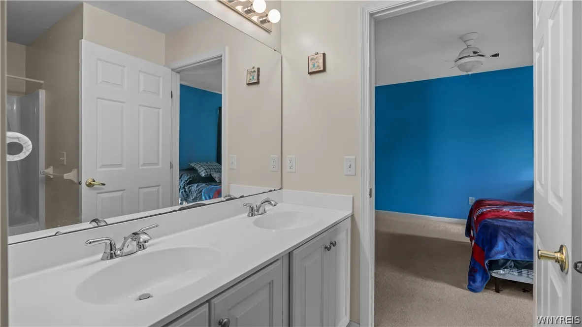 6225 Country Walk Court, Clarence, New York 14032, Clarence, New York 14032, 4 Bedrooms Bedrooms, 10 Rooms Rooms,4 BathroomsBathrooms,Residential,For Sale,6225 Country Walk Court, Clarence, New York 14032,0,B1695422