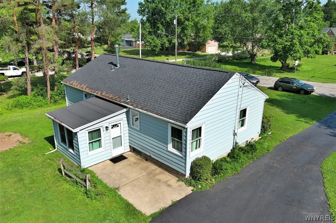 7399 Michael Road, Orchard Park, New York 14127, Orchard Park, New York 14127, 3 Bedrooms Bedrooms, 7 Rooms Rooms,1 BathroomBathrooms,Residential,For Sale,7399 Michael Road, Orchard Park, New York 14127,0,B1695635