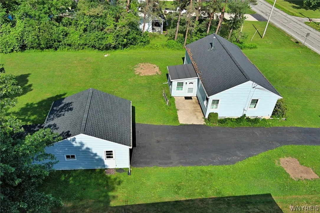 7399 Michael Road, Orchard Park, New York 14127, Orchard Park, New York 14127, 3 Bedrooms Bedrooms, 7 Rooms Rooms,1 BathroomBathrooms,Residential,For Sale,7399 Michael Road, Orchard Park, New York 14127,0,B1695635