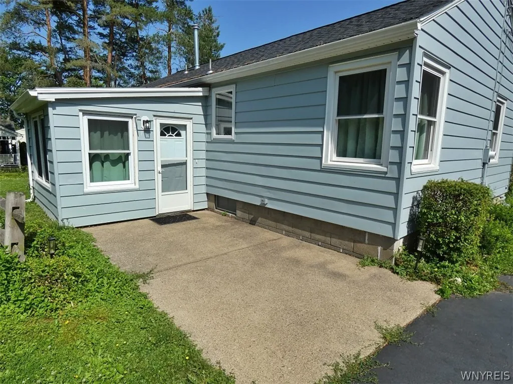 7399 Michael Road, Orchard Park, New York 14127, Orchard Park, New York 14127, 3 Bedrooms Bedrooms, 7 Rooms Rooms,1 BathroomBathrooms,Residential,For Sale,7399 Michael Road, Orchard Park, New York 14127,0,B1695635