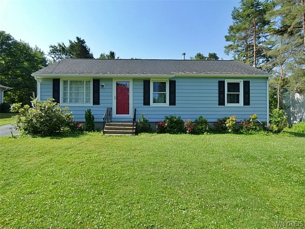 7399 Michael Road, Orchard Park, New York 14127, Orchard Park, New York 14127, 3 Bedrooms Bedrooms, 7 Rooms Rooms,1 BathroomBathrooms,Residential,For Sale,7399 Michael Road, Orchard Park, New York 14127,0,B1695635