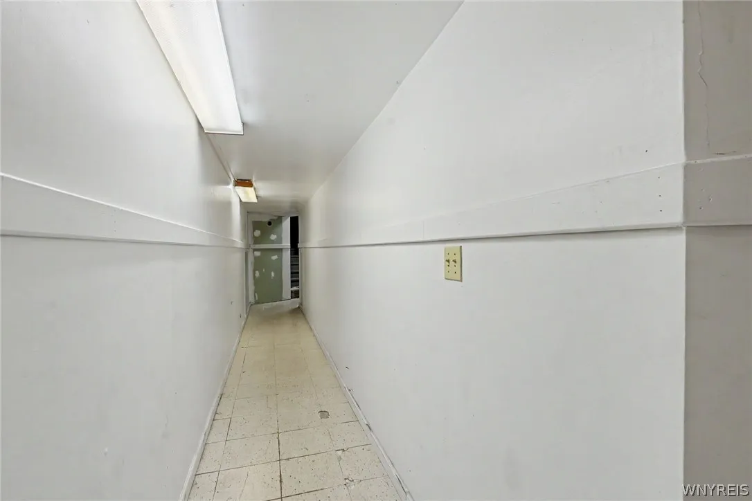 TUNNEL from House to House!!!