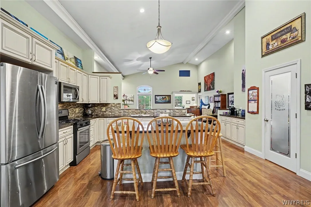 6790 Gowanda State Road, Hamburg, New York 14075, Hamburg, New York 14075, 4 Bedrooms Bedrooms, 8 Rooms Rooms,2 BathroomsBathrooms,Residential,For Sale,6790 Gowanda State Road, Hamburg, New York 14075,0,B1694473