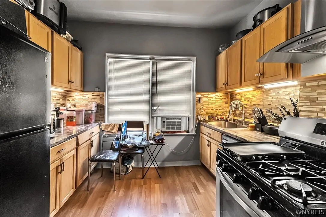 Upper Kitchen