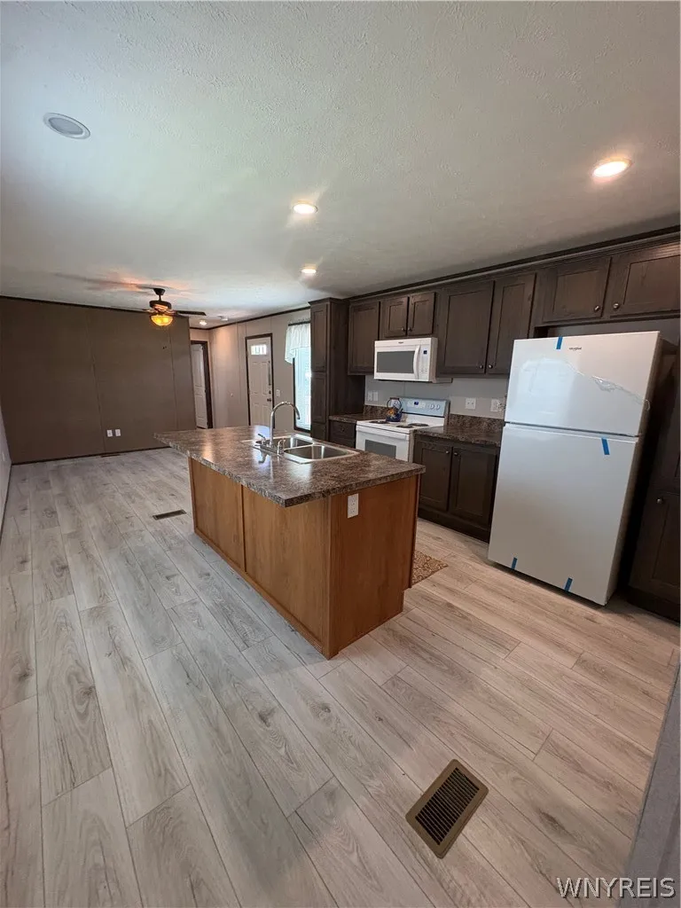 9170 Sheridan Drive, Clarence, New York 14031, Clarence, New York 14031, 2 Bedrooms Bedrooms, 7 Rooms Rooms,2 BathroomsBathrooms,Residential,For Sale,9170 Sheridan Drive, Clarence, New York 14031,0,B1695783