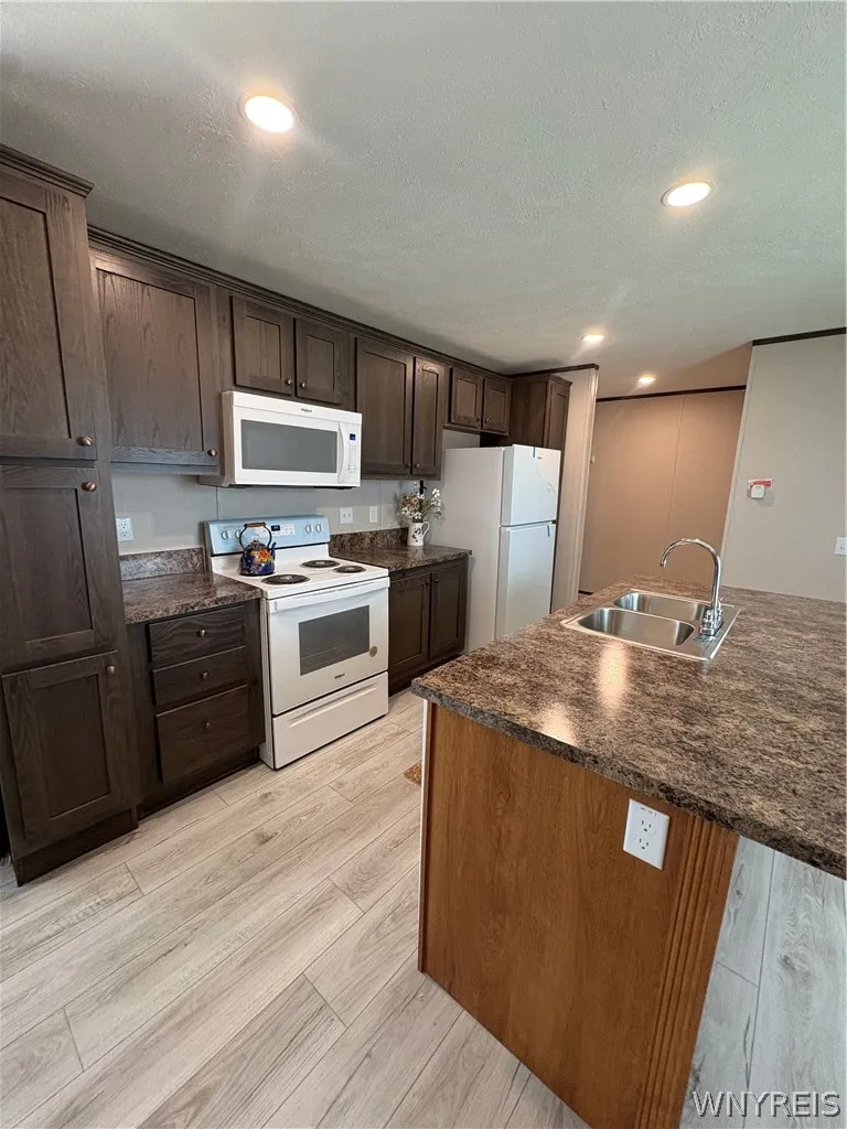 9170 Sheridan Drive, Clarence, New York 14031, Clarence, New York 14031, 2 Bedrooms Bedrooms, 7 Rooms Rooms,2 BathroomsBathrooms,Residential,For Sale,9170 Sheridan Drive, Clarence, New York 14031,0,B1695783