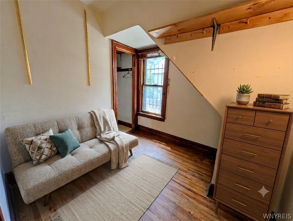 325 Box Avenue, Buffalo, New York 14211, Buffalo, New York 14211, 3 Bedrooms Bedrooms, 6 Rooms Rooms,1 BathroomBathrooms,Residential Lease,For Rent,325 Box Avenue, Buffalo, New York 14211,0,B1695677