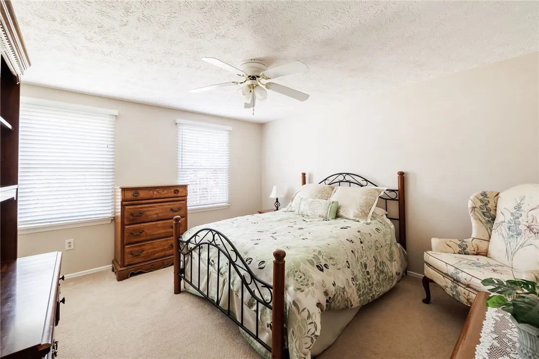 36 Kimbrook Drive, Greece, New York 14612, Greece, New York 14612, 3 Bedrooms Bedrooms, 7 Rooms Rooms,1 BathroomBathrooms,Residential,For Sale,36 Kimbrook Drive, Greece, New York 14612,0,R1695905