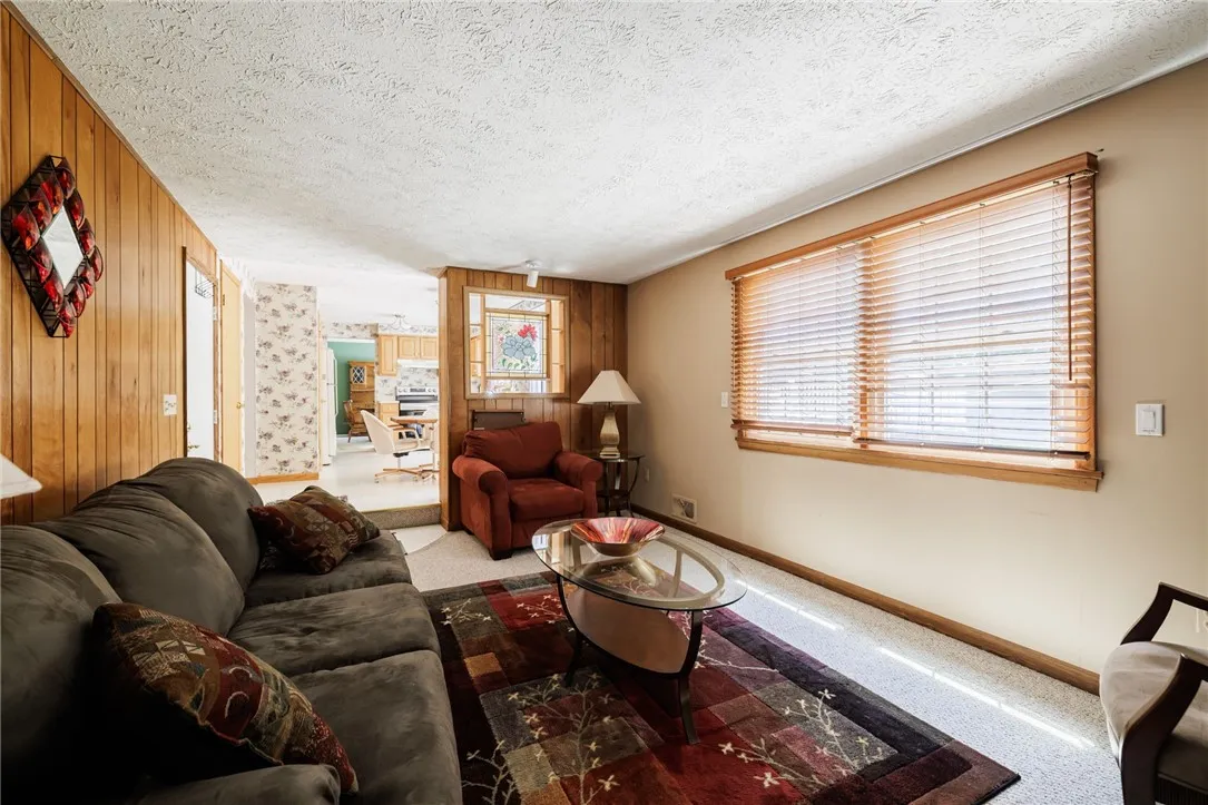 36 Kimbrook Drive, Greece, New York 14612, Greece, New York 14612, 3 Bedrooms Bedrooms, 7 Rooms Rooms,1 BathroomBathrooms,Residential,For Sale,36 Kimbrook Drive, Greece, New York 14612,0,R1695905