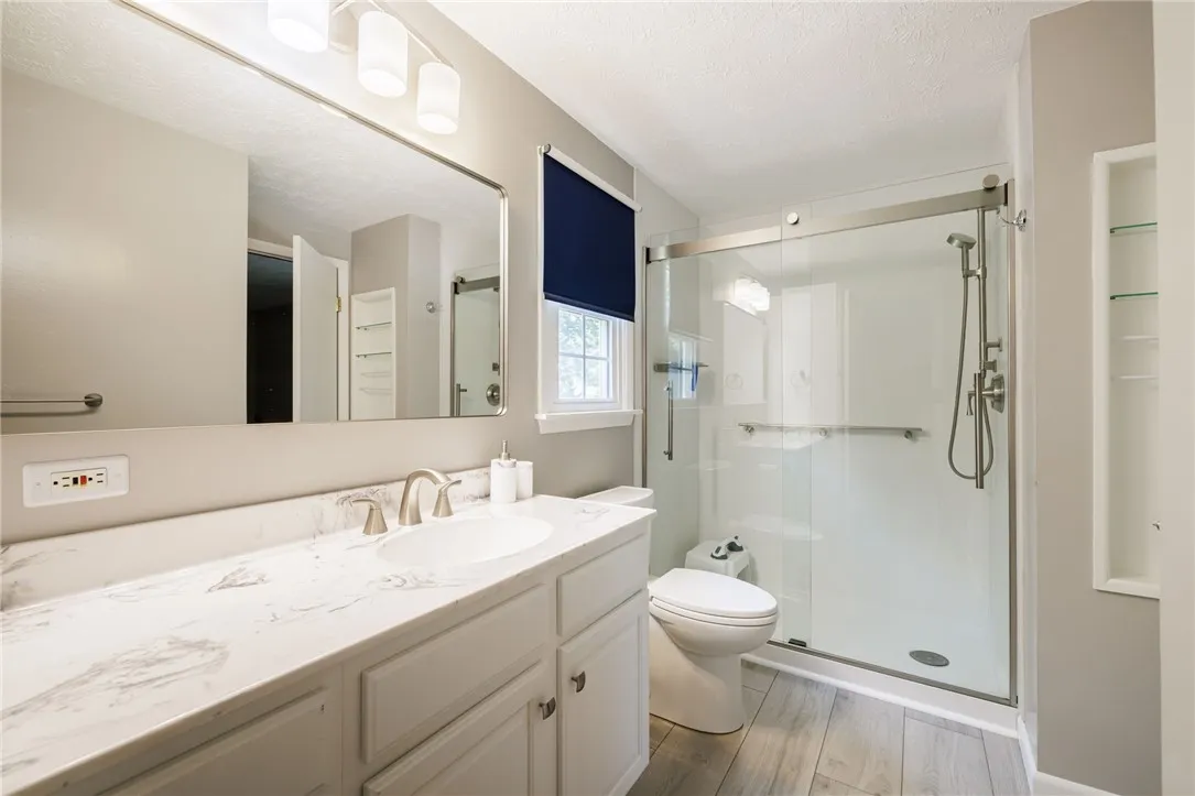 36 Kimbrook Drive, Greece, New York 14612, Greece, New York 14612, 3 Bedrooms Bedrooms, 7 Rooms Rooms,1 BathroomBathrooms,Residential,For Sale,36 Kimbrook Drive, Greece, New York 14612,0,R1695905
