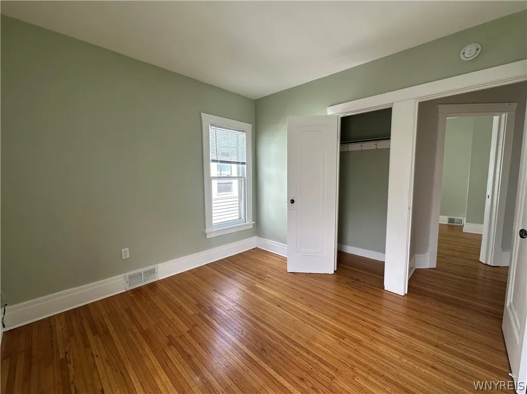 248 Commonwealth Avenue 2, Buffalo, New York 14216, Buffalo, New York 14216, 3 Bedrooms Bedrooms, 7 Rooms Rooms,1 BathroomBathrooms,Residential Lease,For Rent,248 Commonwealth Avenue 2, Buffalo, New York 14216,0,B1695985
