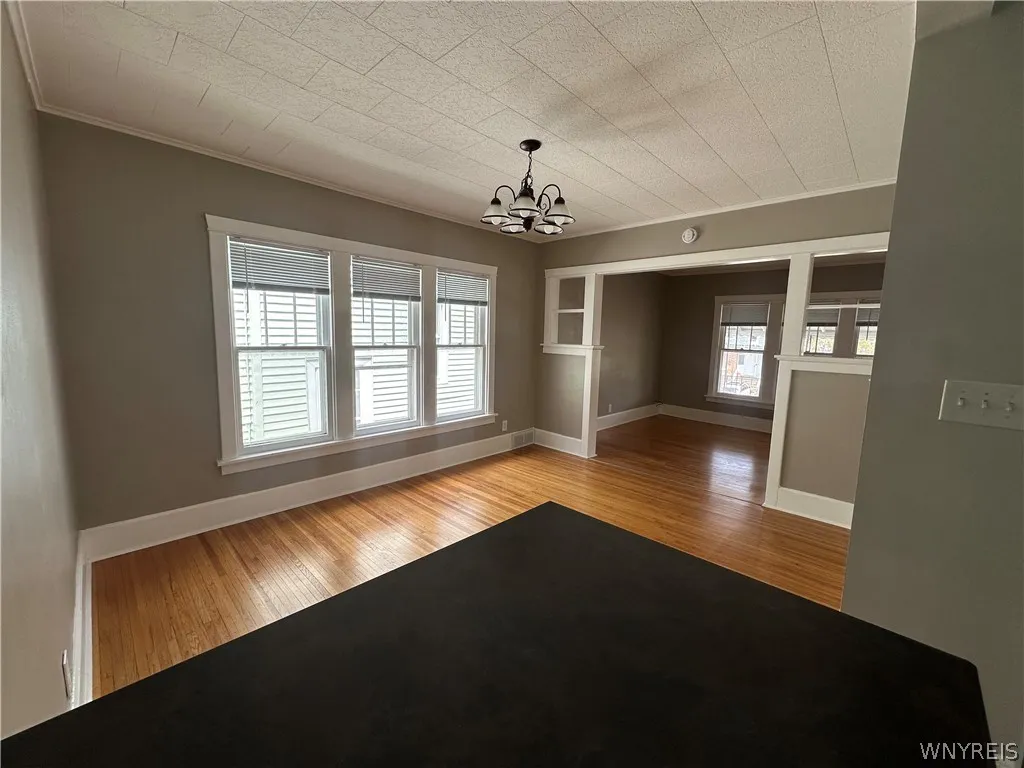 248 Commonwealth Avenue 2, Buffalo, New York 14216, Buffalo, New York 14216, 3 Bedrooms Bedrooms, 7 Rooms Rooms,1 BathroomBathrooms,Residential Lease,For Rent,248 Commonwealth Avenue 2, Buffalo, New York 14216,0,B1695985