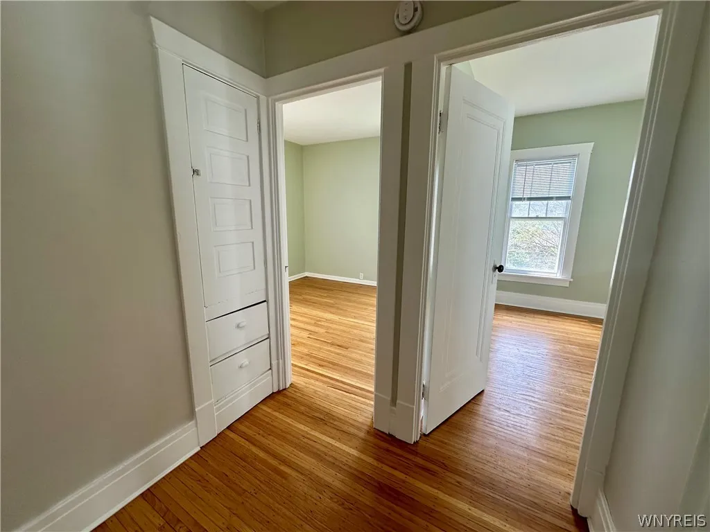 248 Commonwealth Avenue 2, Buffalo, New York 14216, Buffalo, New York 14216, 3 Bedrooms Bedrooms, 7 Rooms Rooms,1 BathroomBathrooms,Residential Lease,For Rent,248 Commonwealth Avenue 2, Buffalo, New York 14216,0,B1695985