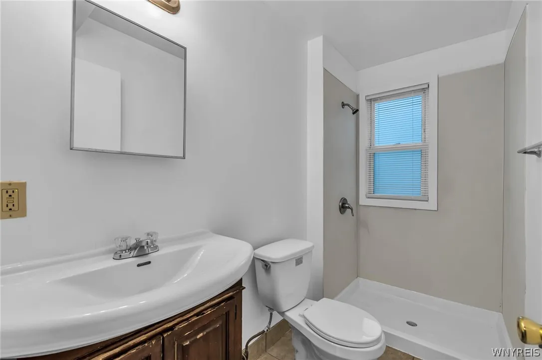 7 Custer Street, Buffalo, New York 14214, Buffalo, New York 14214, 4 Bedrooms Bedrooms, ,2 BathroomsBathrooms,Residential,For Sale,7 Custer Street, Buffalo, New York 14214,0,B1695593