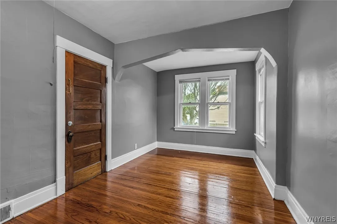 7 Custer Street, Buffalo, New York 14214, Buffalo, New York 14214, 4 Bedrooms Bedrooms, ,2 BathroomsBathrooms,Residential,For Sale,7 Custer Street, Buffalo, New York 14214,0,B1695593