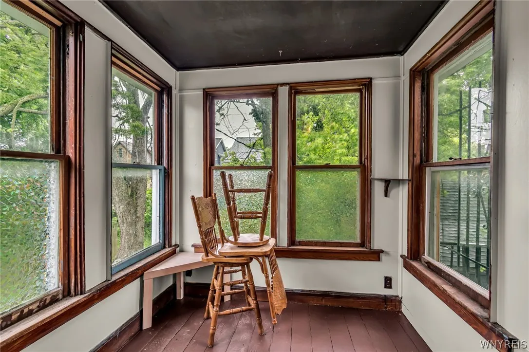 7 Custer Street, Buffalo, New York 14214, Buffalo, New York 14214, 4 Bedrooms Bedrooms, ,2 BathroomsBathrooms,Residential,For Sale,7 Custer Street, Buffalo, New York 14214,0,B1695593