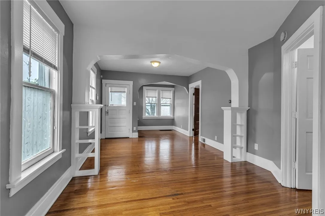 7 Custer Street, Buffalo, New York 14214, Buffalo, New York 14214, 4 Bedrooms Bedrooms, ,2 BathroomsBathrooms,Residential,For Sale,7 Custer Street, Buffalo, New York 14214,0,B1695593